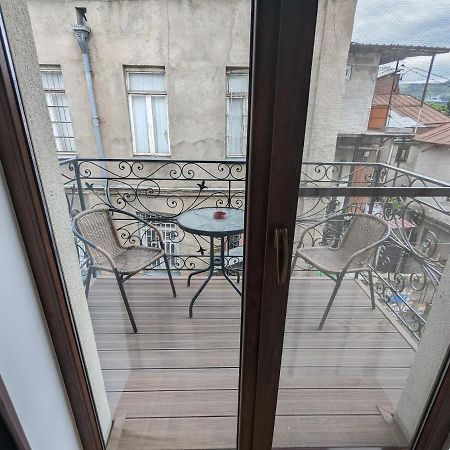 Family Guest House 第比利斯 外观 照片
