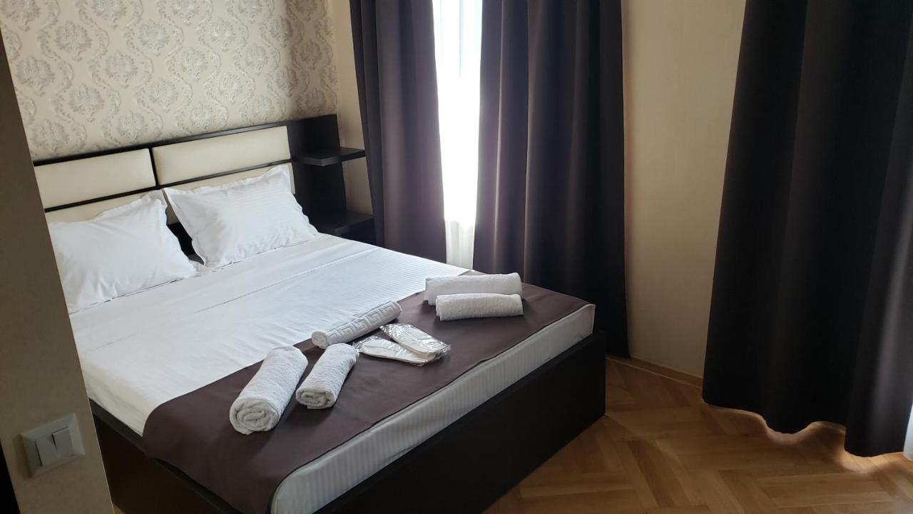 Family Guest House 第比利斯 外观 照片