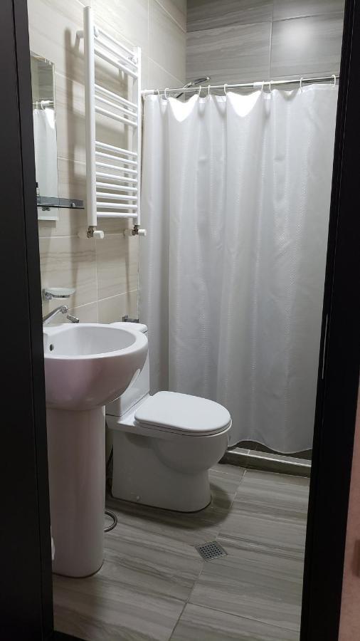 Family Guest House 第比利斯 外观 照片