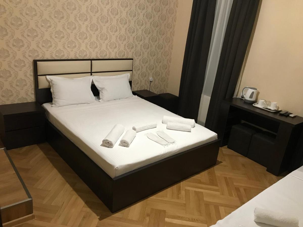 Family Guest House 第比利斯 外观 照片