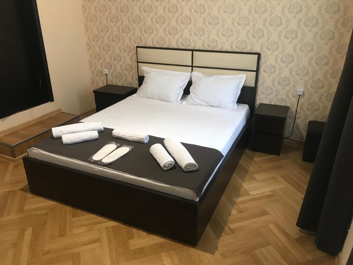 Family Guest House 第比利斯 外观 照片