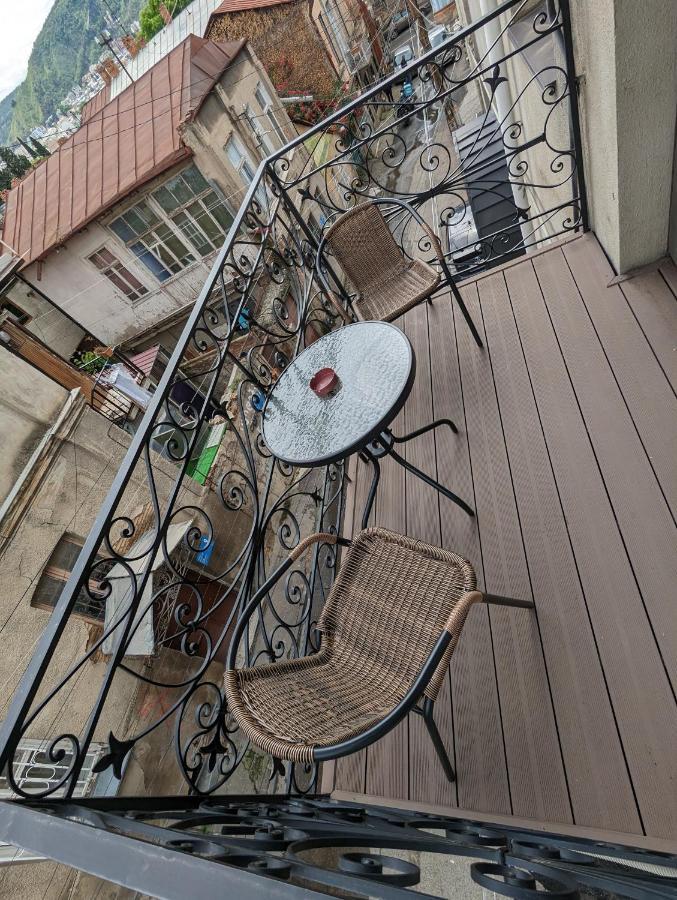 Family Guest House 第比利斯 外观 照片